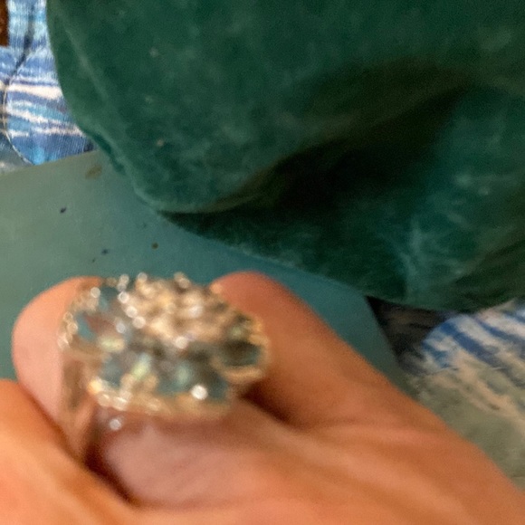 SIZE 6  beautiful ring in blue topaz and zircon, I believe.Pristine condition - Picture 8 of 8